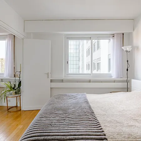 With Eiffel Tower View! Apartment